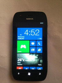 Black Nokia Lumia 710