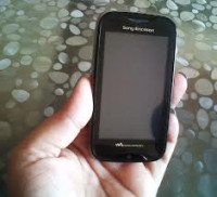 Black Sony Ericsson WT13i