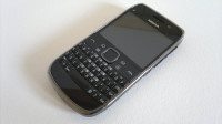 Black Nokia E6 Touch n Type