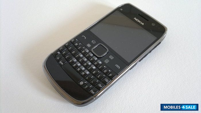 Black Nokia E6 Touch n Type