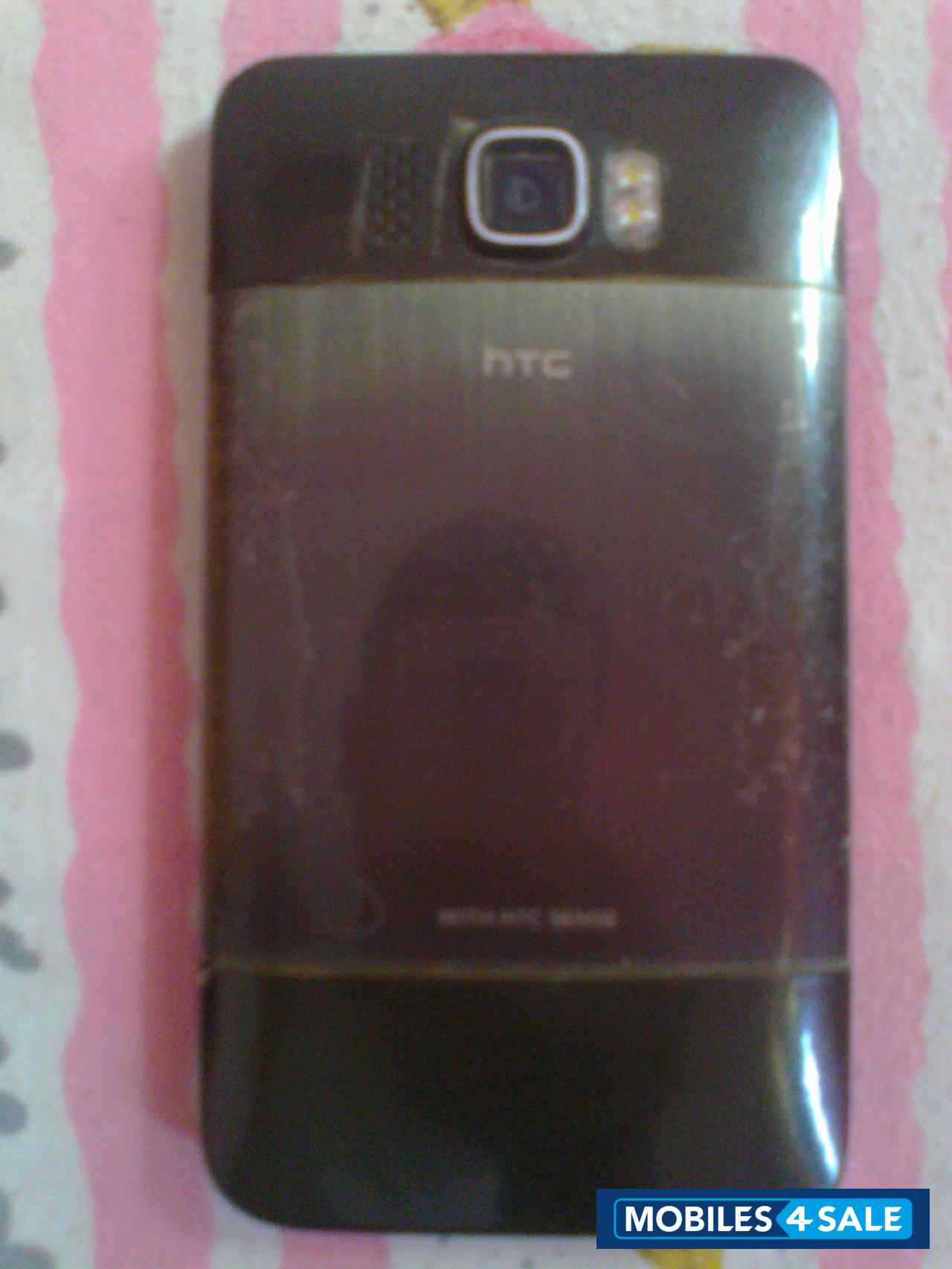 Black HTC Nexus