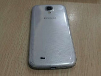 White Samsung Galaxy S4