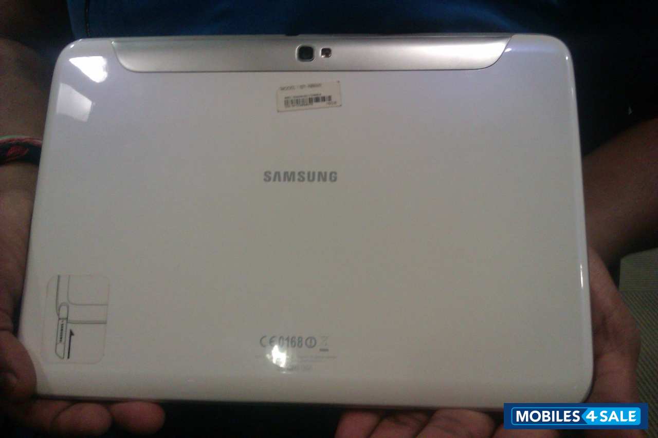 White Samsung Galaxy Note 800 Tab