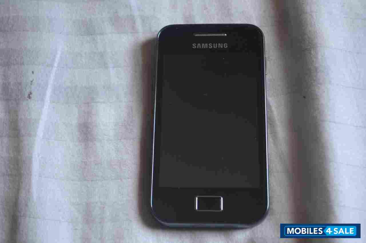 Black Samsung  Ace S5830i