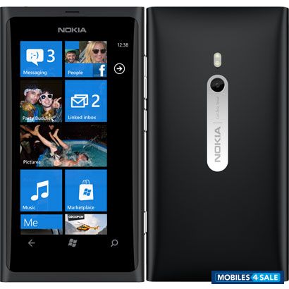 Black Nokia Lumia 800