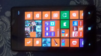 Black Nokia Lumia 820