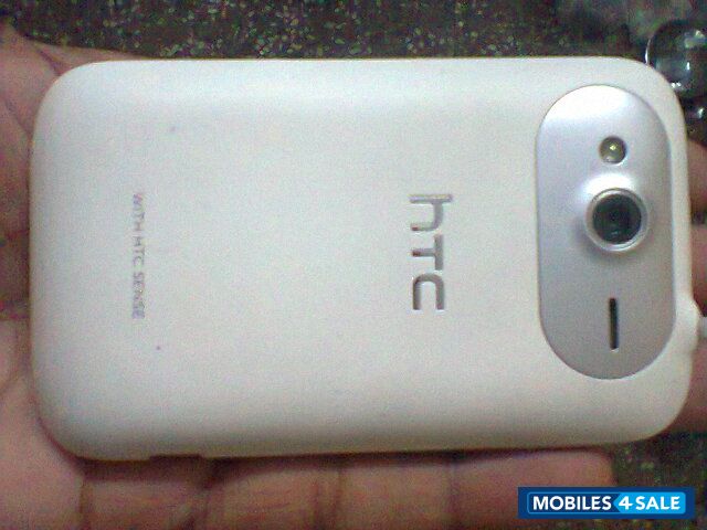 White HTC Wildfire S