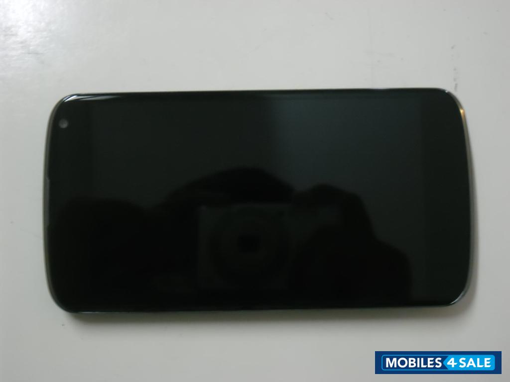 Black LG Nexus 4