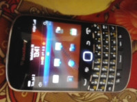 Black BlackBerry Bold 9900