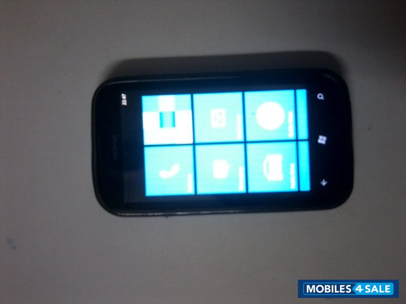 Black Nokia Lumia 510