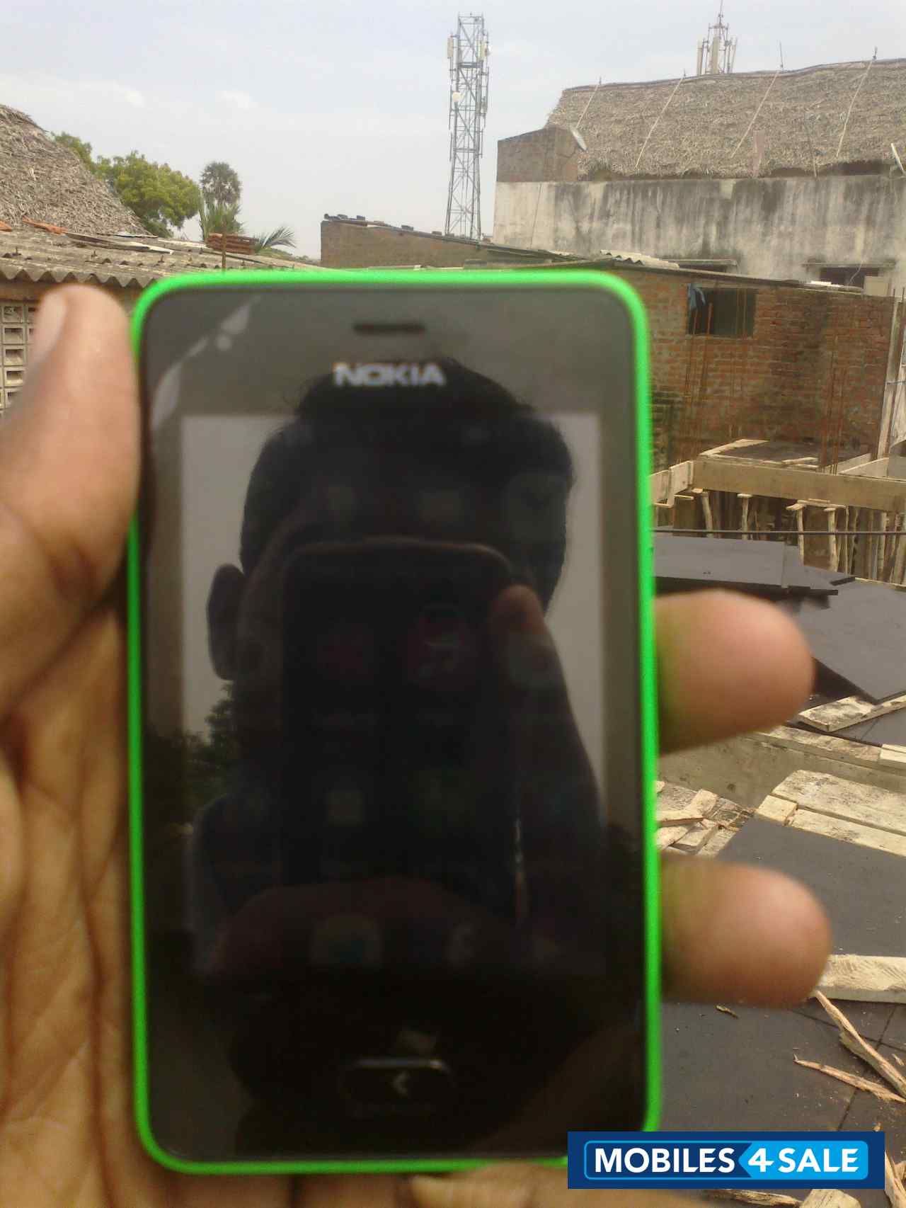 Green Nokia Asha 501