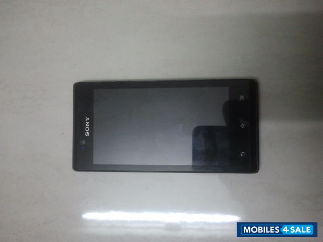 Black Sony Xperia J