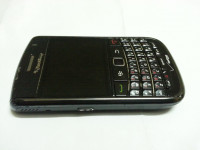 Black BlackBerry Bold 9650