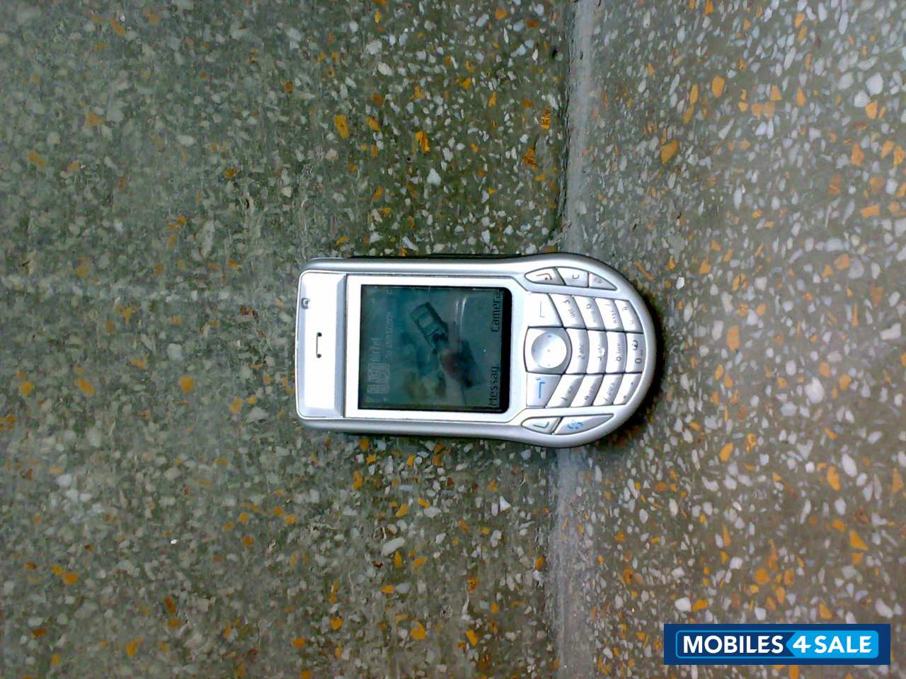 Silver Nokia 6630