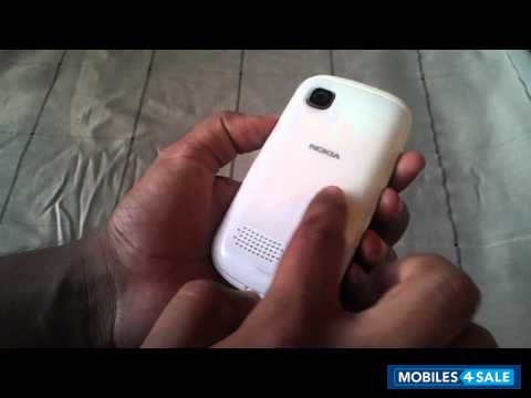 White Nokia Asha 200