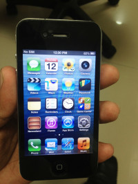 Black Apple iPhone 4S