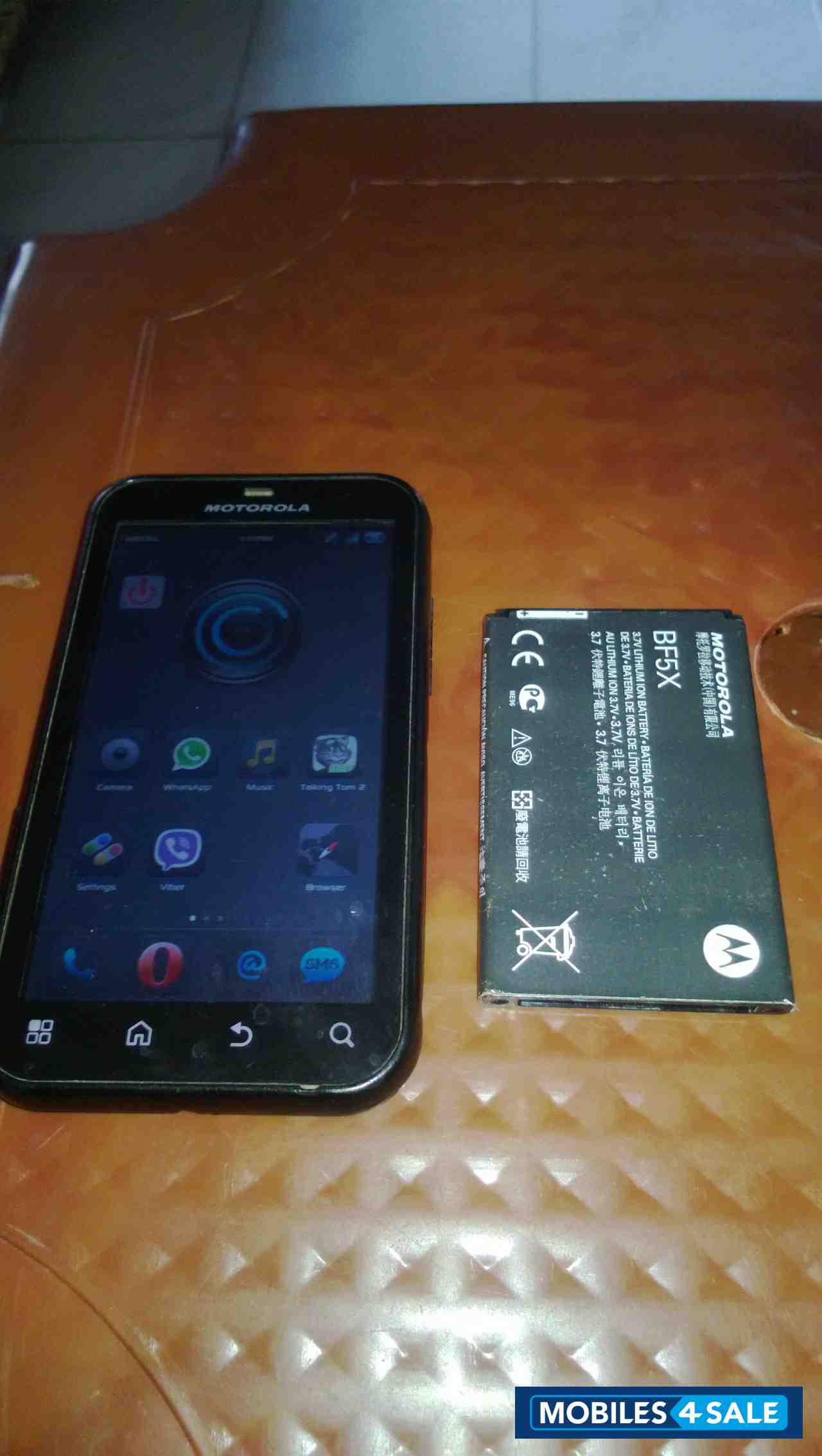 Black Motorola Defy