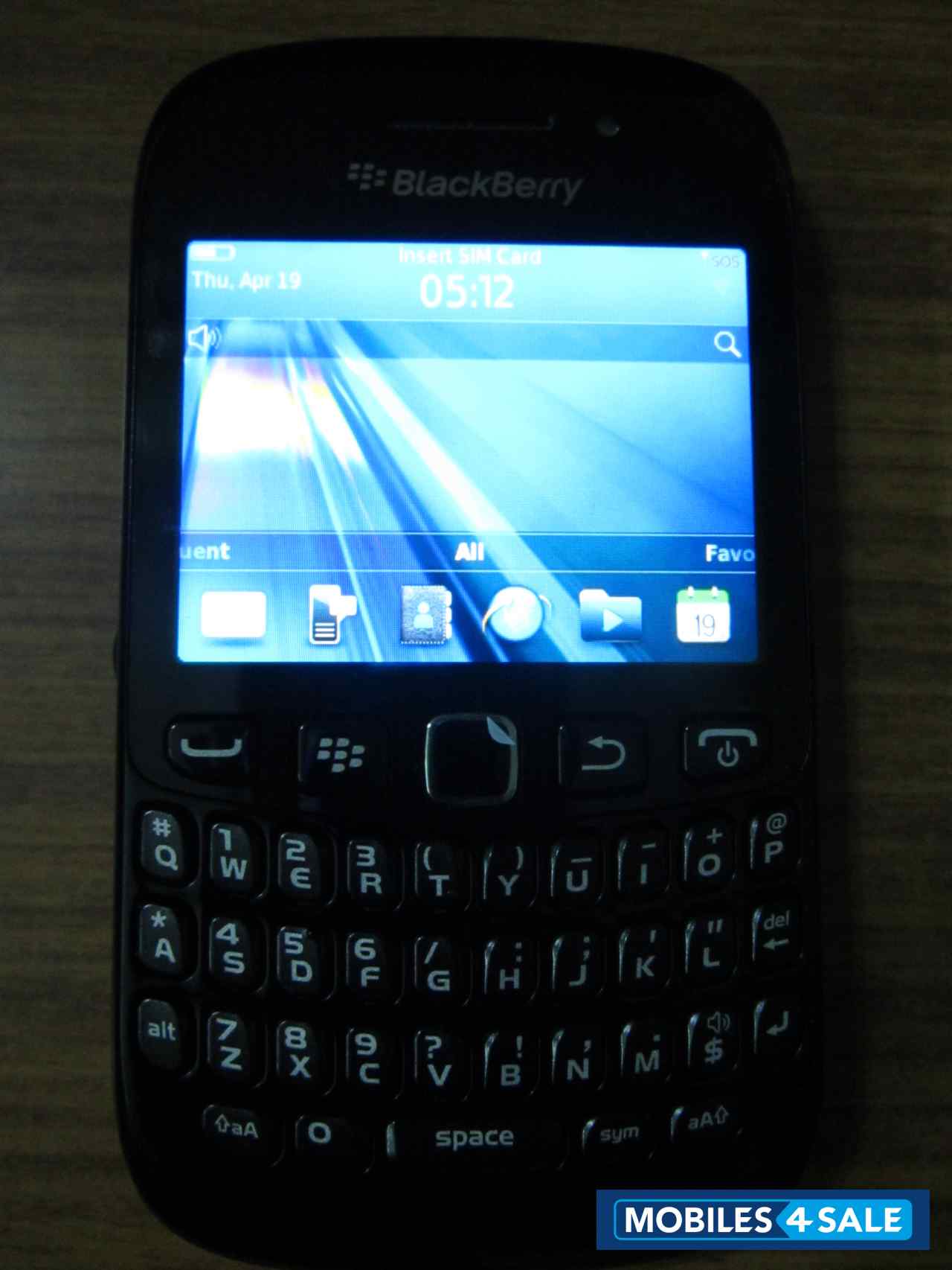 Black BlackBerry Curve 9220