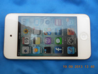 White Apple iPod