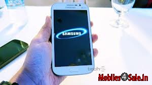 White Samsung Galaxy Grand GT-I9082