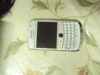 White BlackBerry Bold 9700