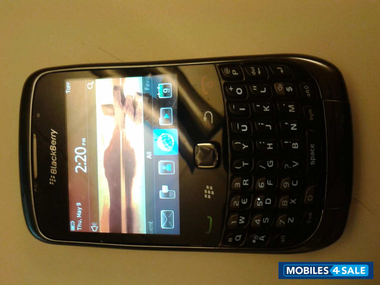 Black BlackBerry Curve 9300