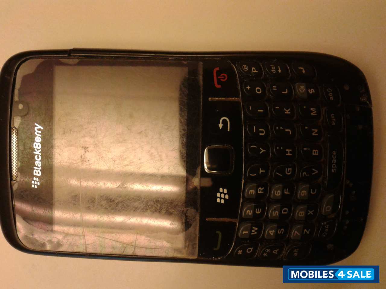 Black BlackBerry Curve 8520