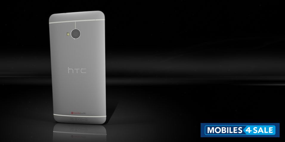 Silver HTC One