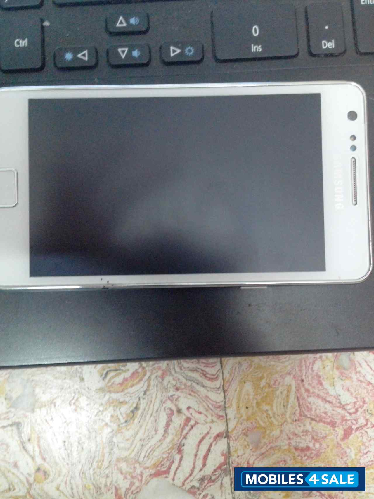 White Samsung Galaxy S2