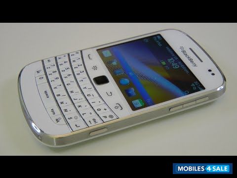 White BlackBerry Bold 9900