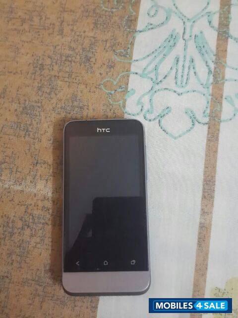 Black HTC One V