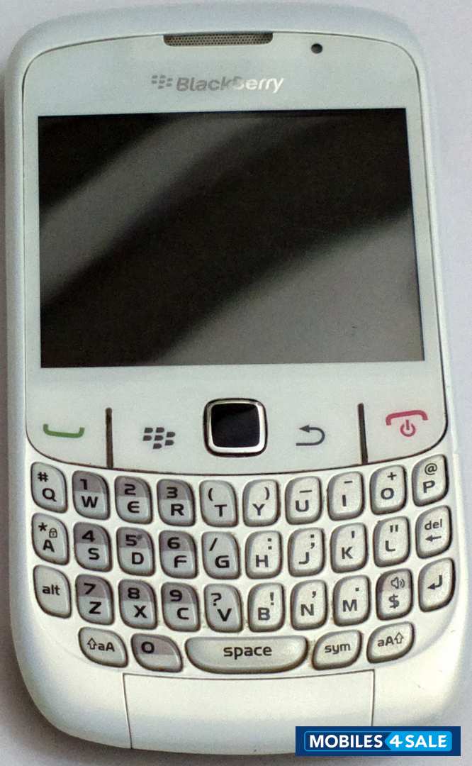 White BlackBerry Curve 8520