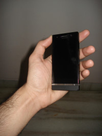 Black Sony Ericsson Xperia U