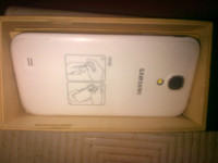 White Samsung Galaxy S4