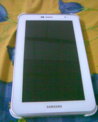 White Samsung Galaxy Tab2 GT-P3100