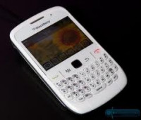 White BlackBerry Curve 8520