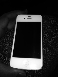 White Apple iPhone 4