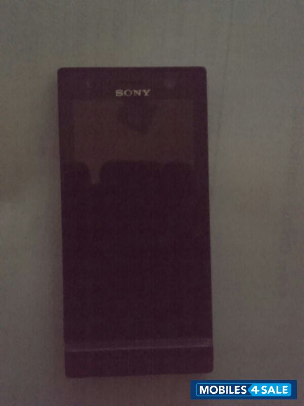 Black Sony Xperia U