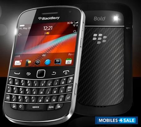 Black BlackBerry Bold 9900