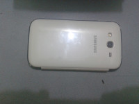 White Samsung Galaxy Grand GT-I9082