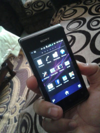 Black Sony Ericsson Xperia E Dual