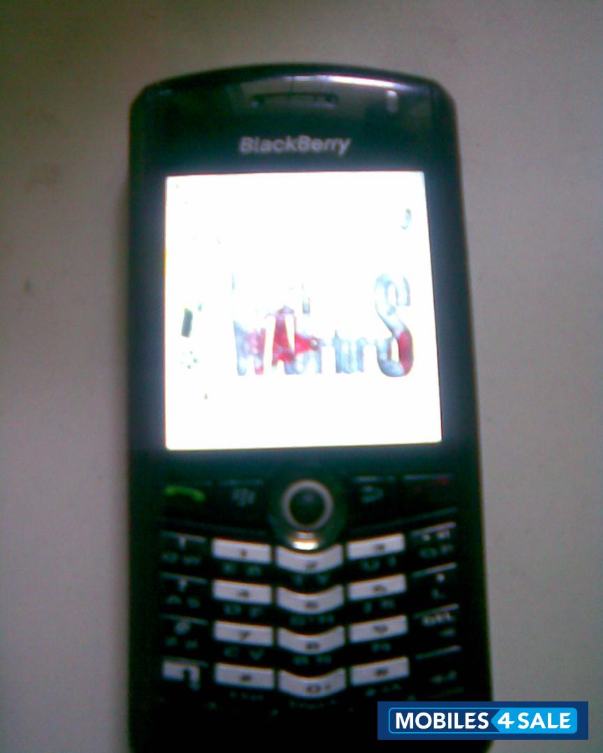 Black BlackBerry Pearl 8100