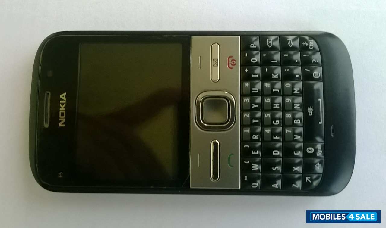 Black Nokia E5-00