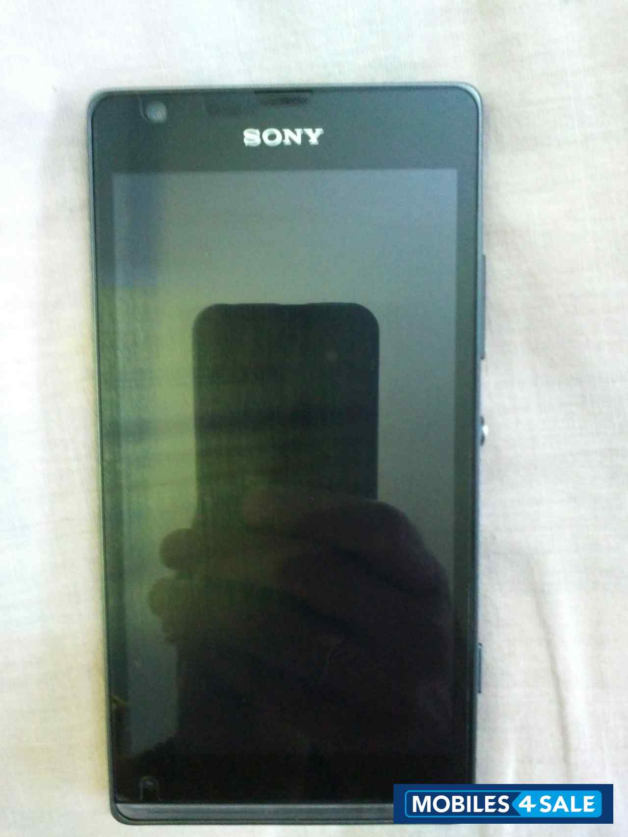 Black Sony Xperia SP