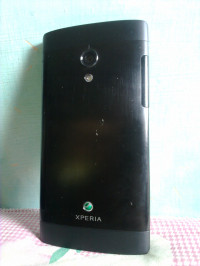 Black Sony Xperia ion