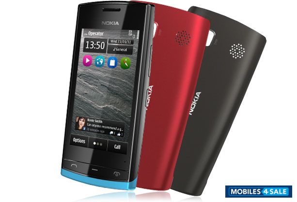 Black Nokia 500