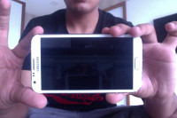 White Samsung Galaxy Note 2