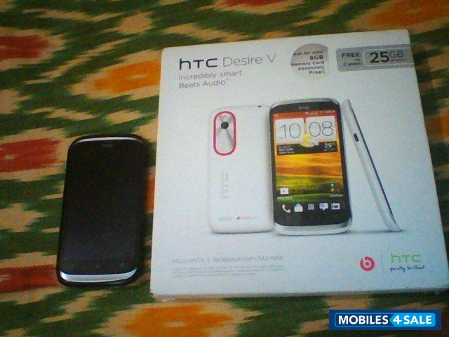 White HTC Desire V