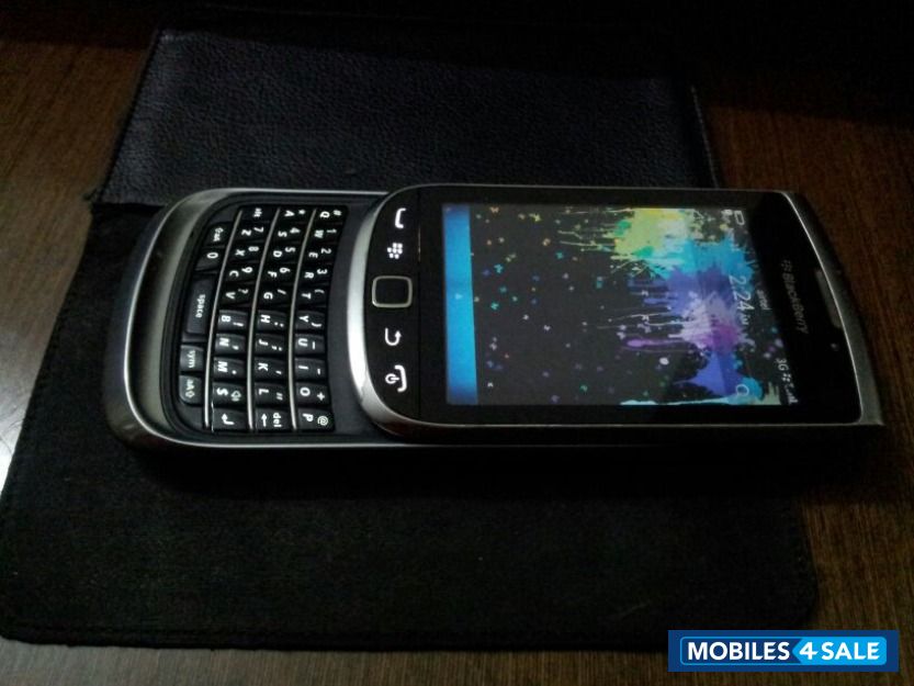 Black Grey BlackBerry Torch 9810