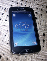 Black Sony Ericsson txt pro